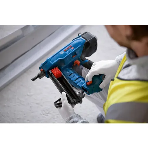 Akumulátorová hřebíkovačka do betonu GNB 18V-38 BOSCH 06019L7001