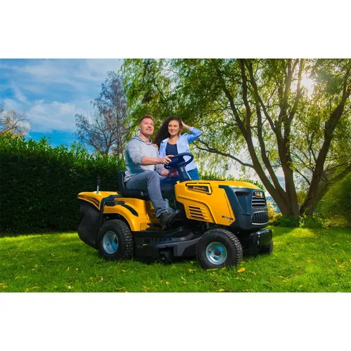 Riwall PRO RLT 92 HRD travní traktor 92 cm se zadním výhozem a hydrostatickou převodovkou